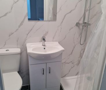 3 bedroom house share to rent - Photo 3