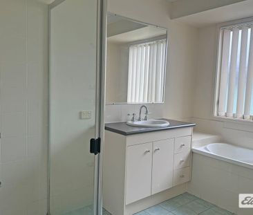 Comfortable Family Living - Photo 6