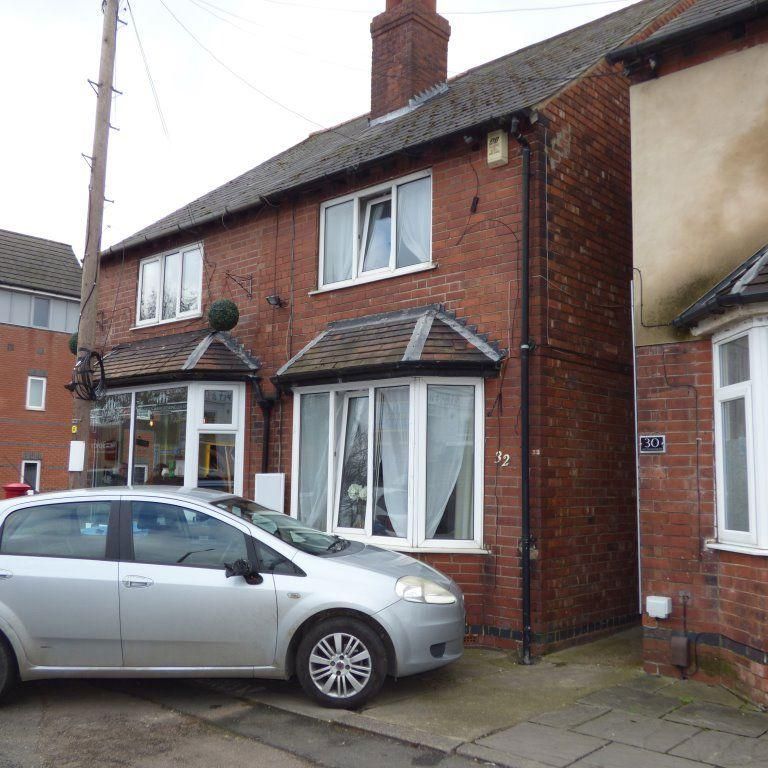 3 bedroom semi-detached house to rent - Photo 1