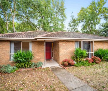 2/204 Larter Street, Golden Point - Photo 3
