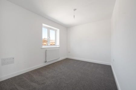 Charles Dyer Close, Melton Mowbray - Photo 2