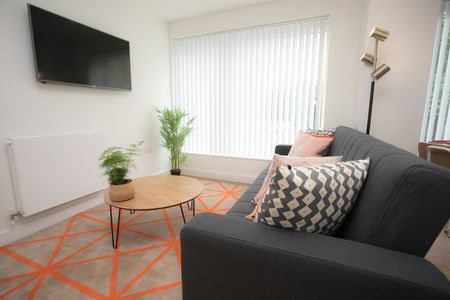 2 Bed Flat, Goswell Road, EC1V - Photo 2