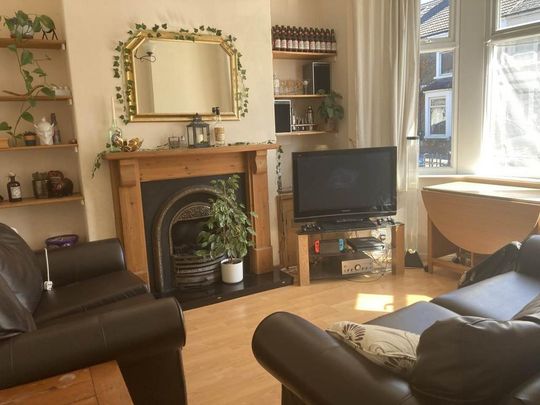 5 bedroom house to rent - Photo 1