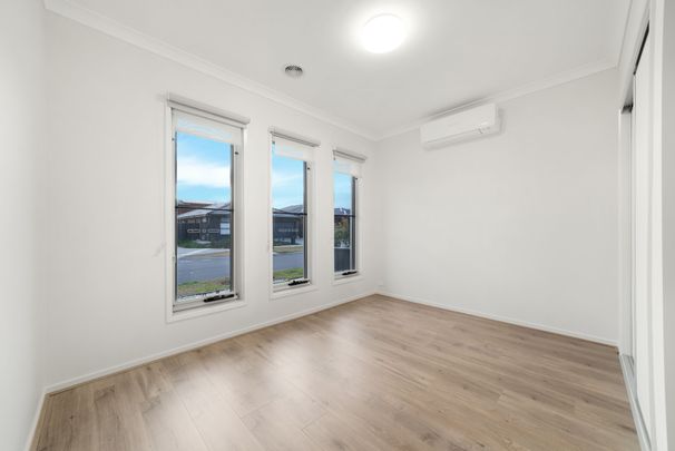 Stylish and Spacious Dream Home - Photo 1