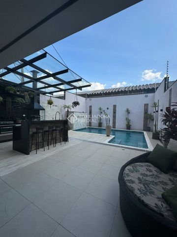 Sobrado com 3 quartos e 240m² para alugar em Vila Pires, Santo André. - Foto 2