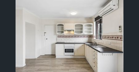 Easy-Care Living in a Convenient Mount Lawley - Photo 4