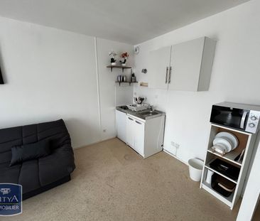 Location Appartement 1 pièce 25m² CHOLET 49300 - Photo 2