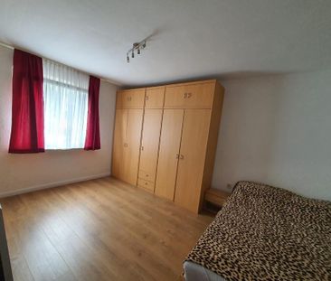 Renovierte 2-Zimmer-Wohnung mit EBK in Duisburg Buchholz - Foto 1