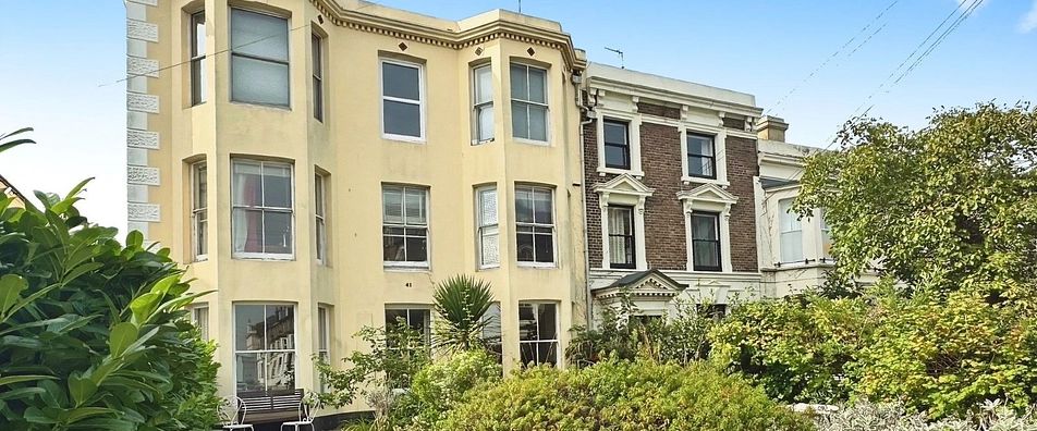 Victoria Road, Deal, CT14 7AY, Kent - Photo 1