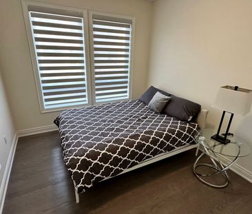 For Lease - 3346 Millicent Avenue Unit# Coach House, Oakville, Ontario - Photo 1