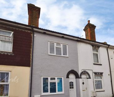 4 bedroom terraced house to rent - Photo 2