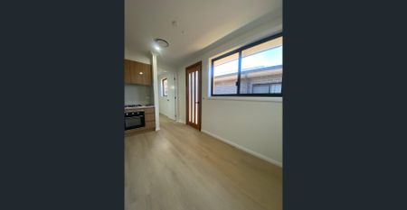 Brand-New 2-Bedroom Granny Flat in Growing Bradbury! - Photo 3
