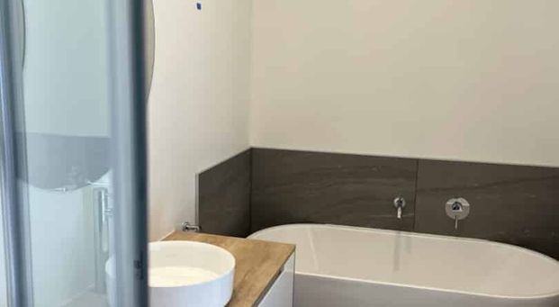 Four bedroom, brand new - Photo 1