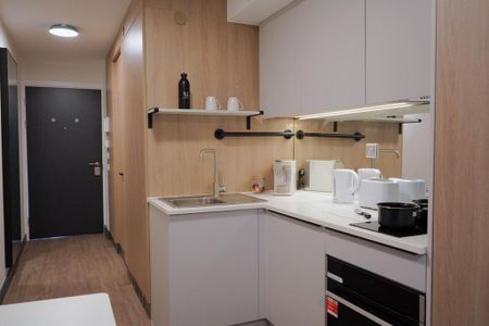 1 bedroom private hall to rent - Photo 4