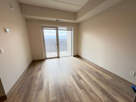 For Lease - 99 POND MILLS Road Unit# 703, London South, Ontario - Photo 2