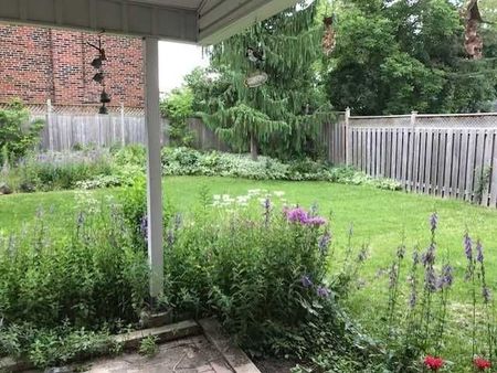 For Lease - 33 Pheasant Valley Court Unit# Main, Markham, Ontario - Photo 2