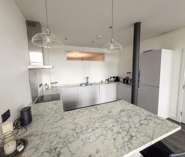 2 bedroom apartment to rent - Photo 6