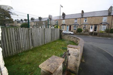 4 bedroom private hall to rent - Photo 5