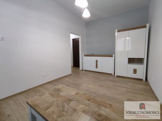 Komfortowe , umeblowane mieszkanie dla singla lub pary. - Photo 1