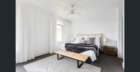 The Epitome of Luxurious Port Melbourne Living - Photo 3