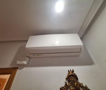 REF.7740 — Spacious 2-bedroom renovated apartment 500 m from the sea - Photo 1