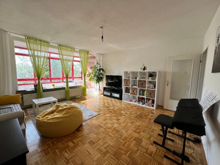 Geräumige 2-Zimmer Wohnung Loggia im 2.OG - Foto 3