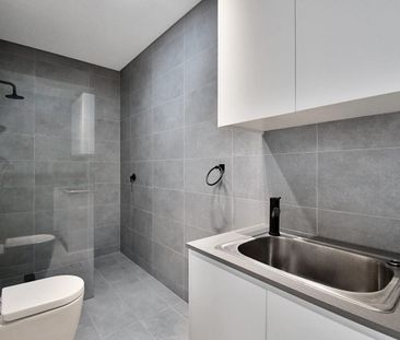 Designed with class and elegance! - Photo 5