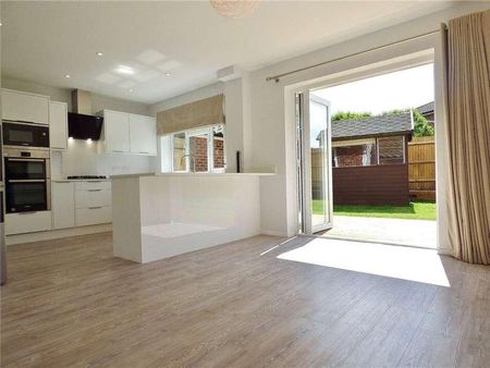 Portmore Park Road, Weybridge, Surrey, KT13 - Photo 5