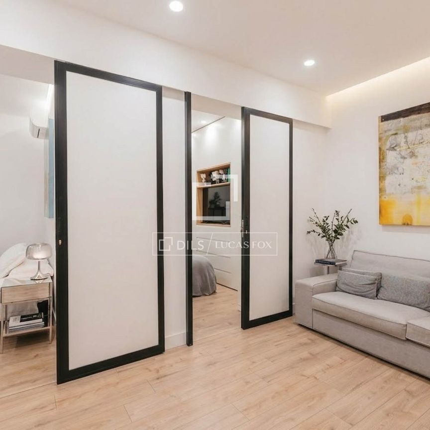 Excellent 3 Bedroom apartment for rent in Recoletos, Madrid - Photo 1
