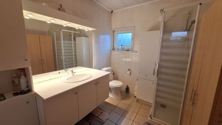 Alleenstaande woning met 3 kamers, ruime garage en veranda te Woesten. - Foto 5