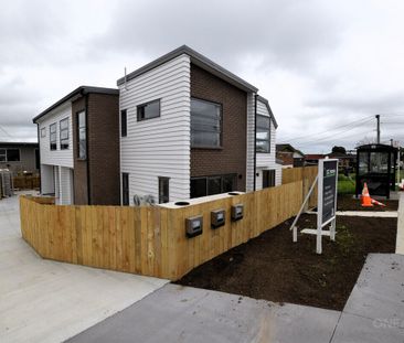 B/62 Royal Road - Photo 3