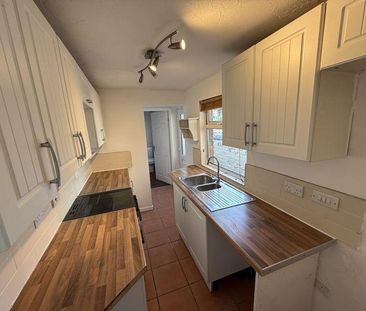 2 bedroom terraced house to rent - Photo 6