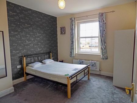 18 Breton Road, Lisburn, BT28 3YY - Photo 3