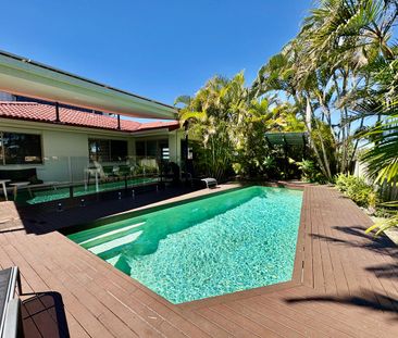 6 Comet Drive, Sunrise Beach, Qld 4567 - Photo 1