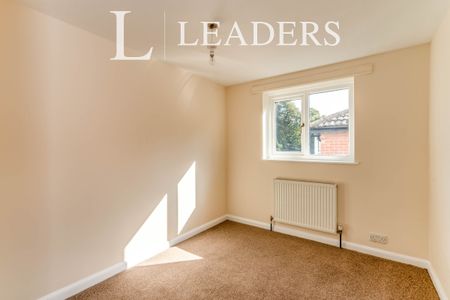 3 bedroom apartment to rent Havant Road, Drayton, Portsmouth, PO6 - Photo 3