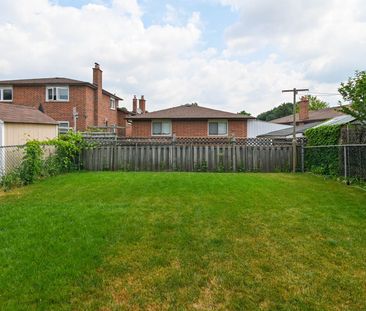 For Lease - 28 John Lindsay Court Unit# Main Level, Toronto, Ontario - Photo 6