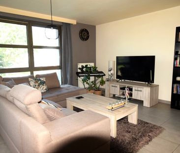 Appartement te huur - Photo 1