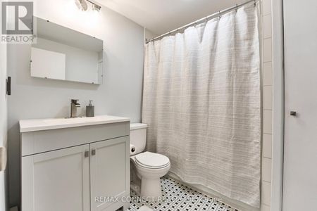 #3 - 156 Overbrook Place – Toronto C06, Ontario - Photo 5