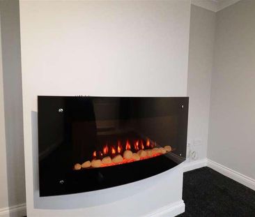 St Johns Road, Congleton, CW12 - Photo 2