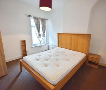 2 bedroom semi-detached house to rent - Photo 5