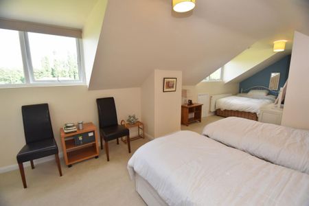 2 bedroom detached bungalow to rent - Photo 5