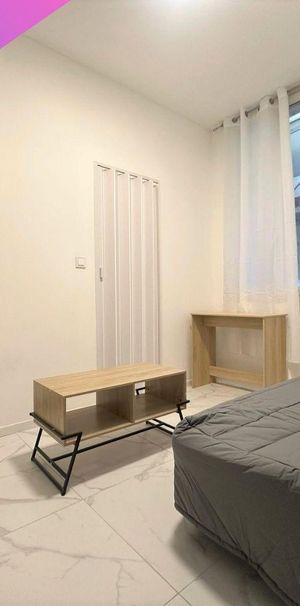 Location Appartement 1 pièce 10m² AVIGNON 84000 - Photo 2