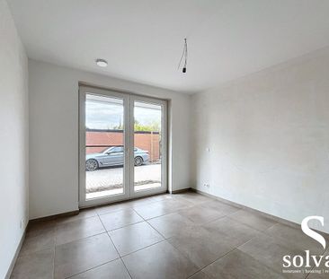 Ruim 2 slaapkamer appartement met tuin te centrum Knesselare! - Foto 5