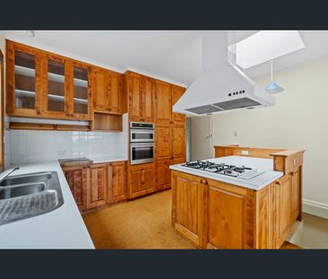 24 Proctors Road, Dynnyrne, Tas 7005 - Photo 2