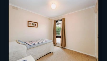2-4 Willow St, Melbourne - Photo 2