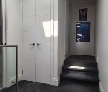 Pascoe Vale - Photo 3