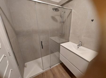 Rua Elias Garcia, Queluz, Lisbon 2700-488 - Photo 5