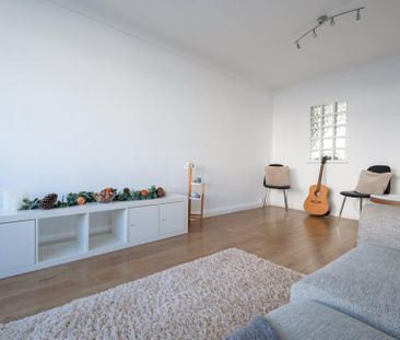 2 bedroom flat to rent - Photo 4