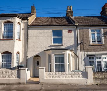 2 bedroom terraced house to rent - Photo 2