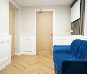 Flat A, 51 Holyhead Road - Photo 5